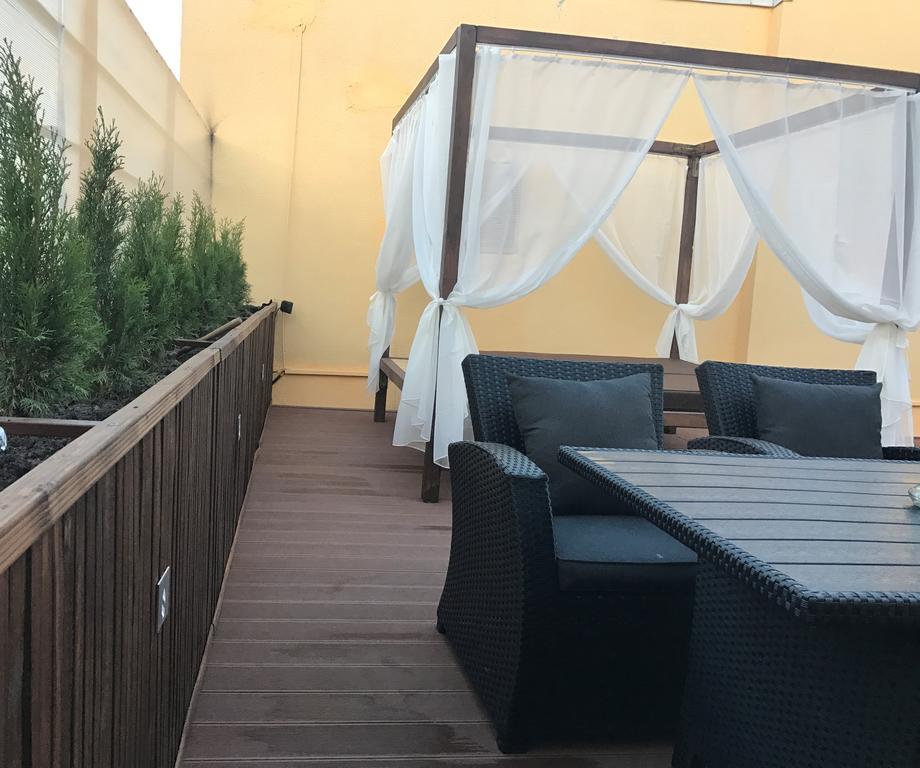 Scandik Apartment Terrace Полтава Экстерьер фото