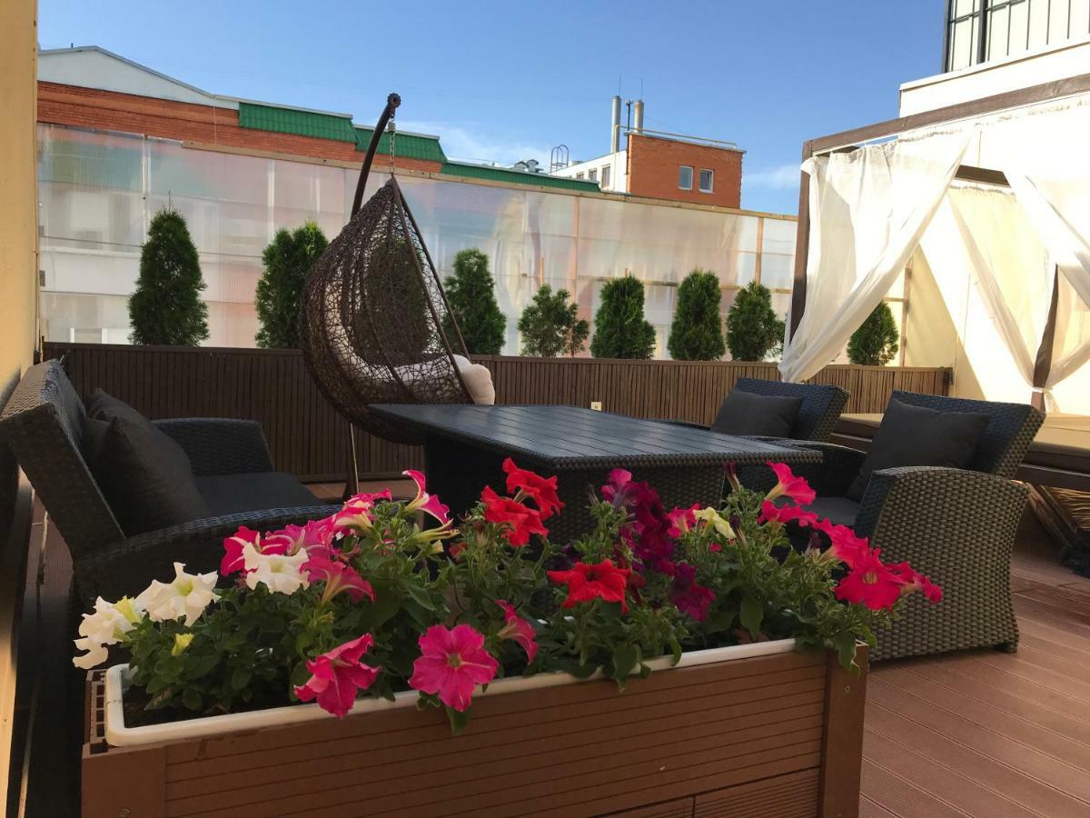 Scandik Apartment Terrace Полтава Экстерьер фото