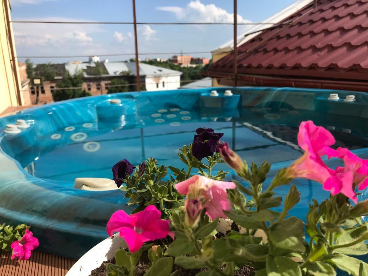 Scandik Apartment Terrace Полтава Экстерьер фото